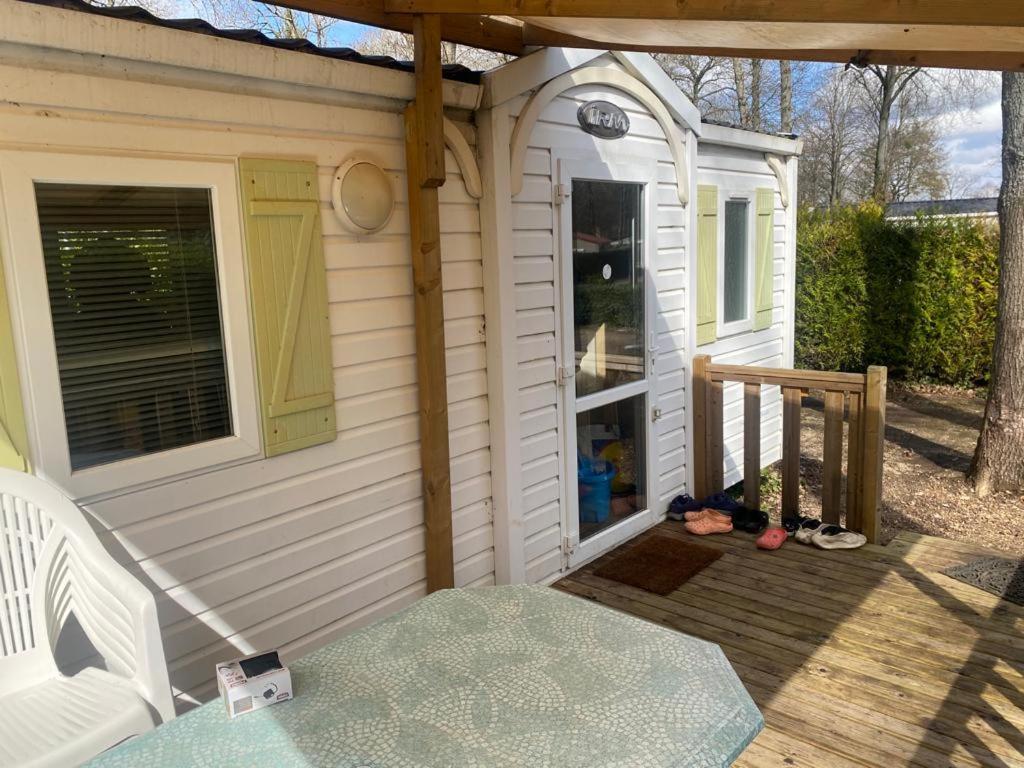 Mobil-Home Au Parc Des Roches Saint-Chéron 外观 照片